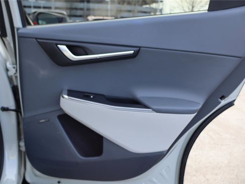 Certified 2023 Kia EV6 Wind image 30