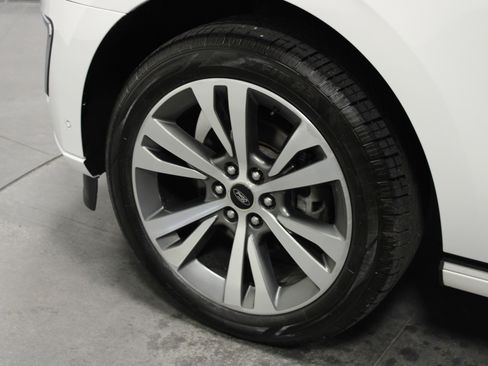 Used 2020 Ford Expedition Platinum AWD/4WD image 10