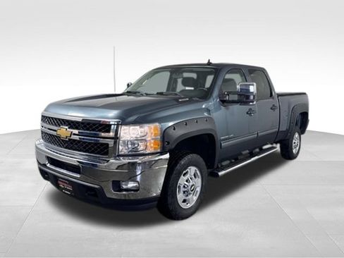 Used 2012 Chevrolet Silverado 2500 LT w/ Interior Plus Package AWD/4WD image 4