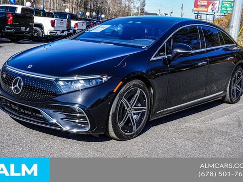 Used 2022 Mercedes-Benz EQS 580 4MATIC Sedan image 2