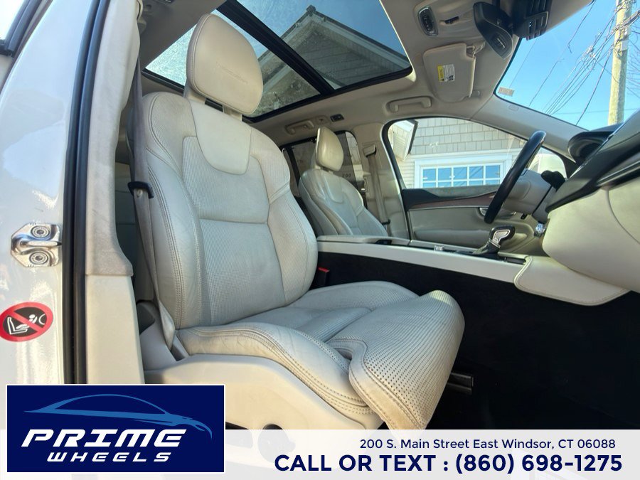 Used 2017 Volvo XC90 T6 Inscription w/ Vision Package AWD/4WD image 19