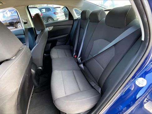 Used 2019 Kia Forte LXS image 18