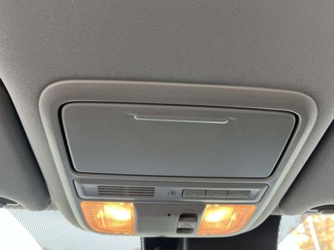 Used 2021 Honda Ridgeline Sport image 16