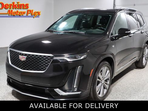 Used 2023 Cadillac XT6 Premium Luxury w/ Technology Package FWD image 1