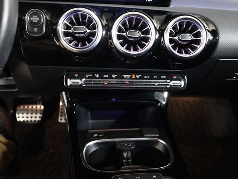 Certified 2022 Mercedes-Benz CLA 250 4MATIC image 26