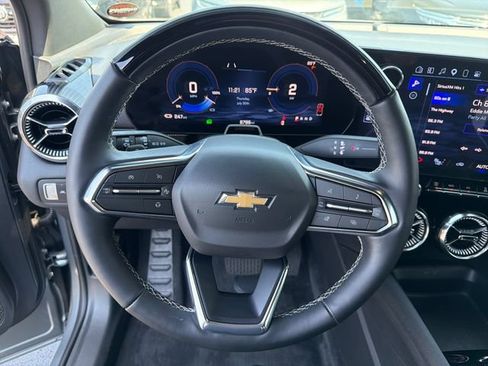 Certified 2025 Chevrolet Blazer EV LT w/ Super Cruise Package AWD/4WD image 16