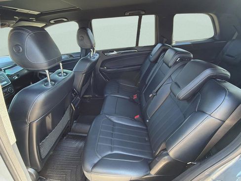 Used 2019 Mercedes-Benz GLS 450 4MATIC image 17