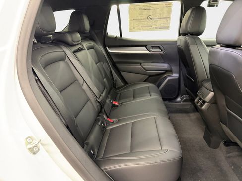 New 2026 GMC Terrain Elevation w/ Elevation Premium Package image 11