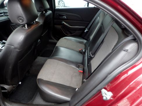 Used 2015 Chevrolet Malibu LT w/ Power Convenience Package image 11