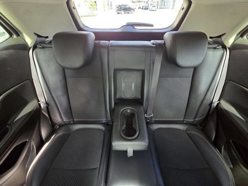 Used 2014 Buick Encore FWD image 33
