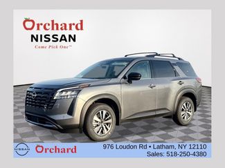 New 2026 Nissan Pathfinder SL 360° Tour