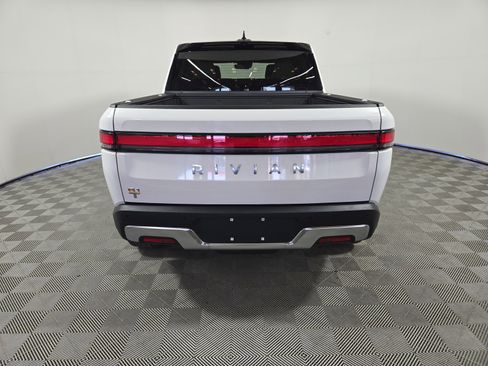 Used 2024 Rivian R1T Launch Edition AWD/4WD image 4