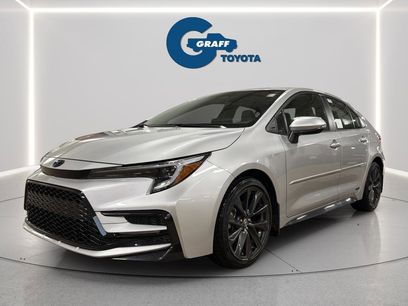 Used 2025 Toyota Corolla SE w/ SE Premium Package