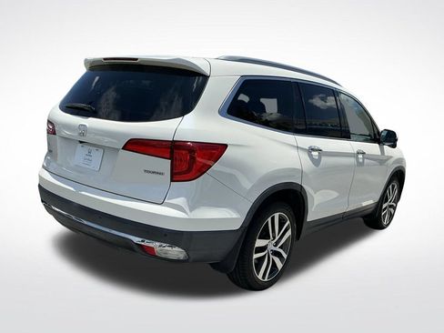 Used 2017 Honda Pilot Touring image 42
