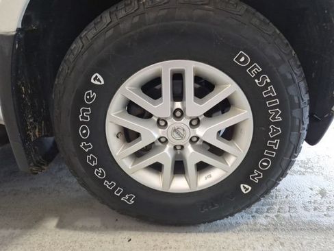 Used 2016 Nissan Frontier SV w/ SV Value Truck Package AWD/4WD image 26