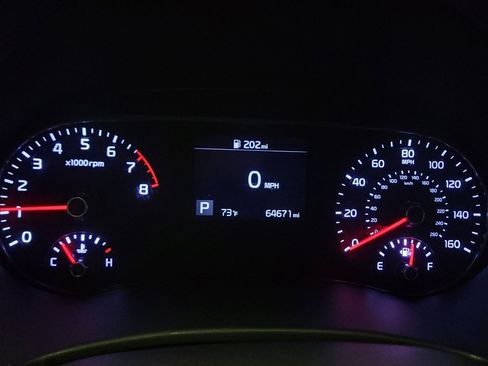 Used 2020 Kia Soul LX FWD image 23