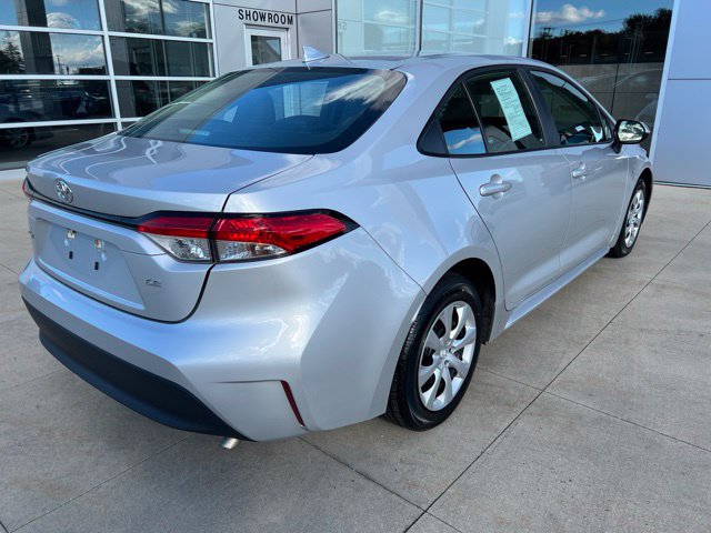 Used 2024 Toyota Corolla LE FWD image 7