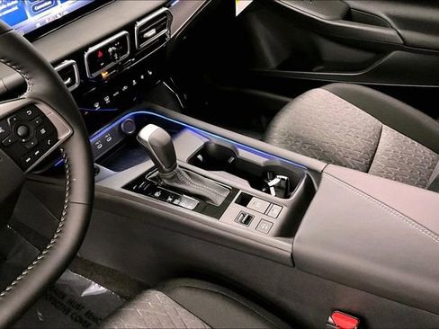 New 2026 Nissan Sentra SV w/ SV Convenience Package FWD image 8