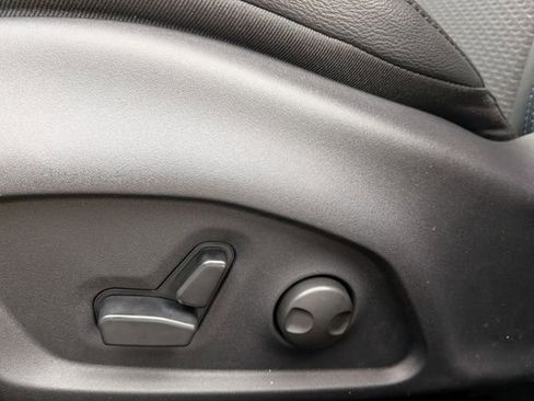 New 2026 Jeep Compass Latitude image 10