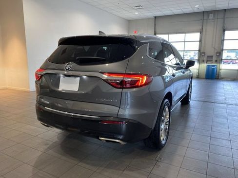 Used 2019 Buick Enclave Avenir w/ Avenir Technology Package FWD image 32