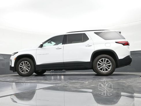 Used 2022 Chevrolet Traverse LT FWD image 21