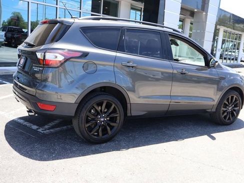 Used 2017 Ford Escape Titanium AWD/4WD image 9