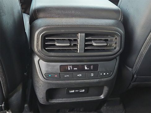 Used 2023 Honda Pilot EX-L image 19