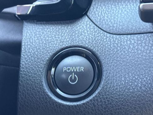 Used 2025 Toyota Camry LE AWD/4WD image 27