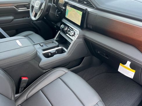 New 2026 GMC Sierra 2500 Denali w/ Technology Package image 12