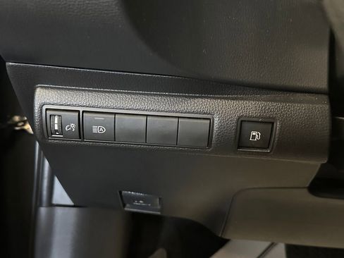 Used 2023 Toyota Corolla LE FWD image 16