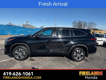 Used 2021 Toyota Highlander XLE