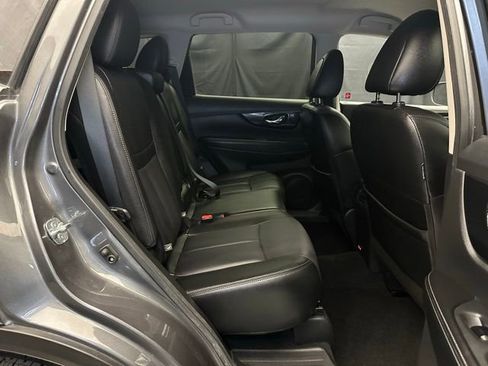 Used 2020 Nissan Rogue SL AWD/4WD image 17