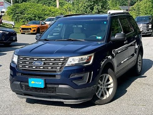 Used 2017 Ford Explorer 4WD image 3