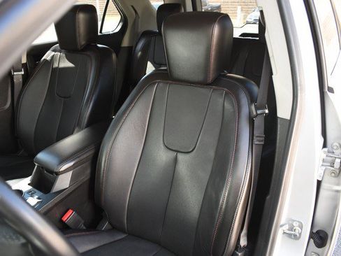 Used 2017 Chevrolet Equinox Premier w/ Enhanced Convenience Package image 17