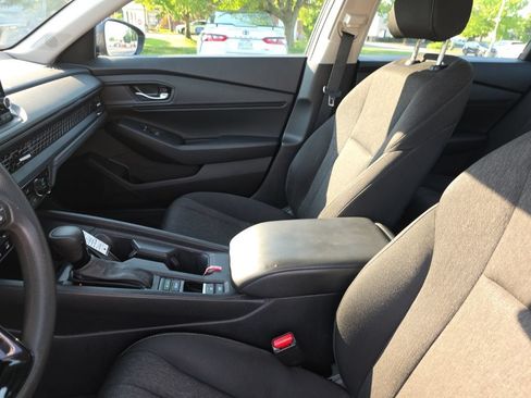 Used 2023 Honda Accord EX image 22