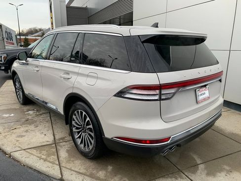 Certified 2022 Lincoln Aviator Reserve w/ Elements Package Plus image 3