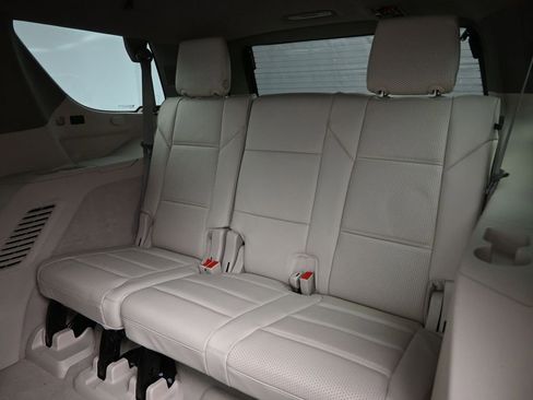 Used 2023 Cadillac Escalade Sport Platinum image 32