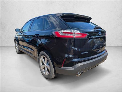 Used 2019 Ford Edge SE FWD image 6