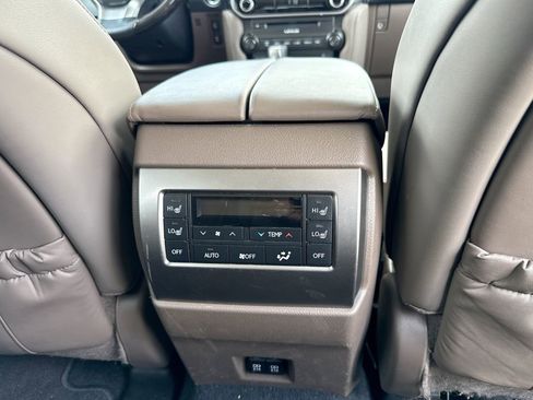 Used 2023 Lexus GX 460 Premium w/ Premium Package AWD/4WD image 18
