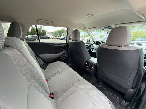 Used 2024 Subaru Outback Premium AWD/4WD image 45