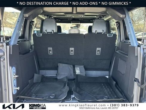 Used 2024 Ford Bronco Outer Banks w/ Sasquatch Package image 18
