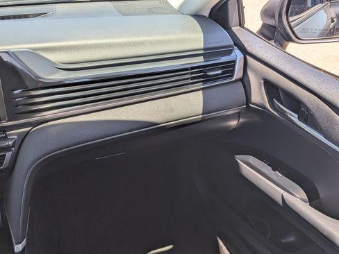 Used 2025 Toyota Camry LE FWD image 15