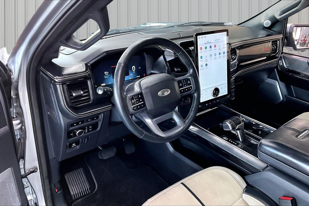 Used 2023 Ford F150 Lightning Platinum AWD/4WD image 17