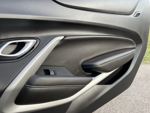 Used 2018 Chevrolet Camaro SS image 46