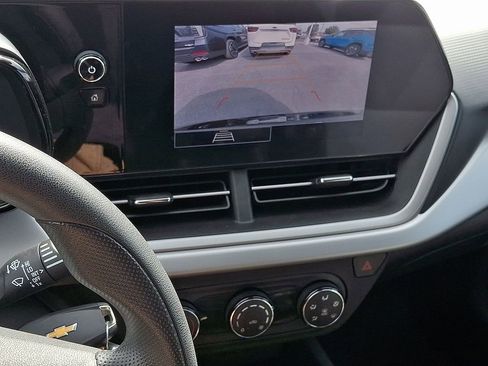 Certified 2024 Chevrolet Trax LS image 17