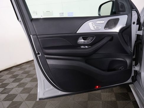 Used 2024 Mercedes-Benz GLE 450 4MATIC w/ AMG Line Exterior image 25