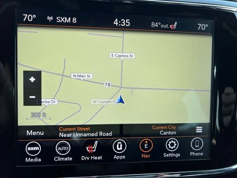 Used 2022 Jeep Grand Cherokee Laredo X AWD/4WD image 35