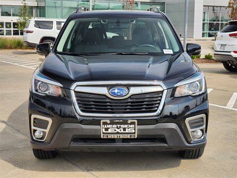 Used 2019 Subaru Forester Limited image 2