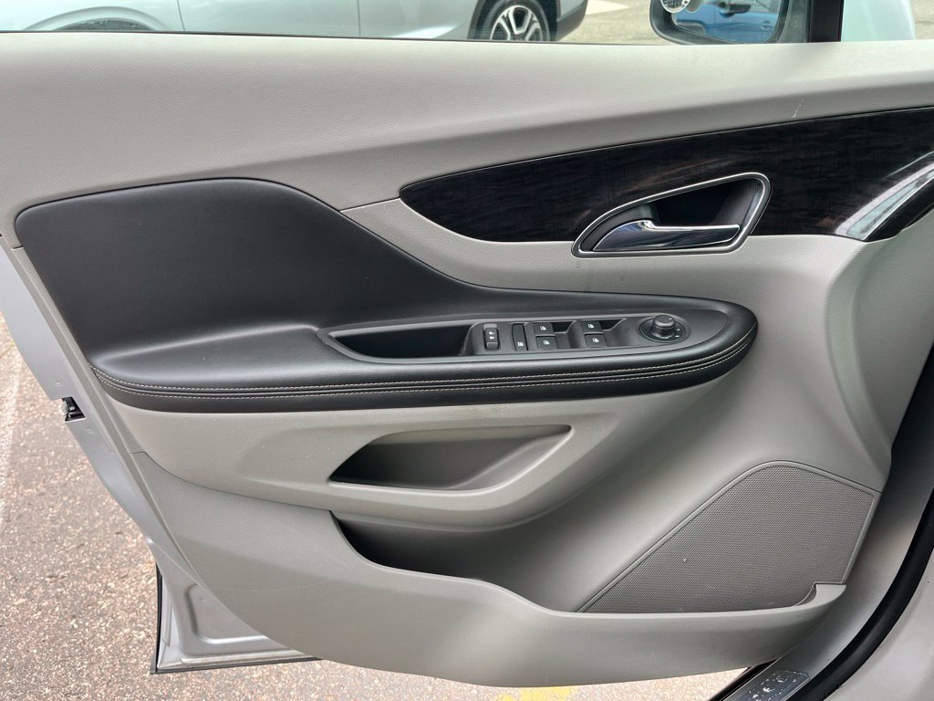 Used 2014 Buick Encore Leather FWD image 27