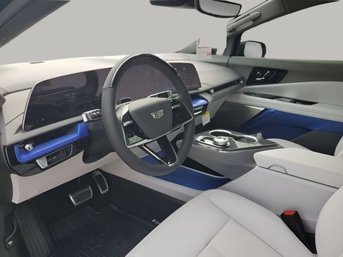 New 2026 Cadillac Optiq Sport 1 image 28